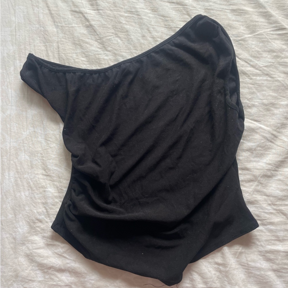 PrettyLittleThing Black Garment